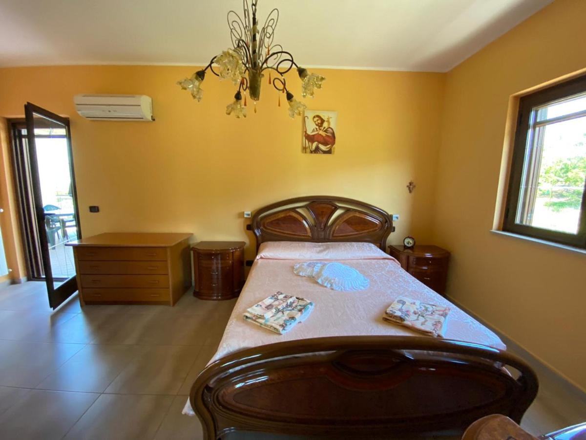 אגרופולי Villa Ida מראה חיצוני תמונה