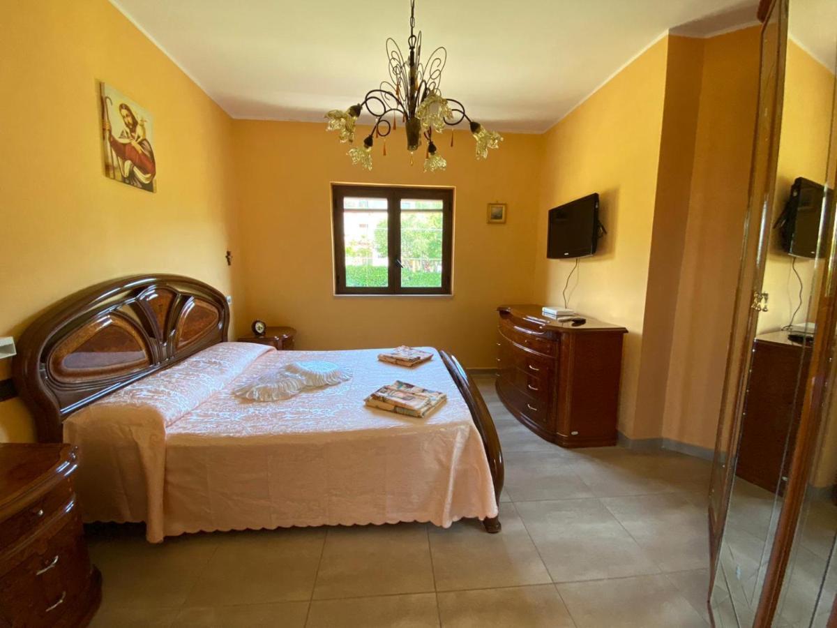 אגרופולי Villa Ida מראה חיצוני תמונה