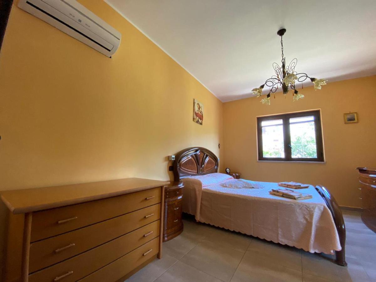 אגרופולי Villa Ida מראה חיצוני תמונה